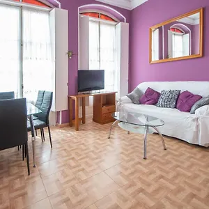 https://apartamento-del-arqueologo-de-cadiz.hotelsincadiz.net